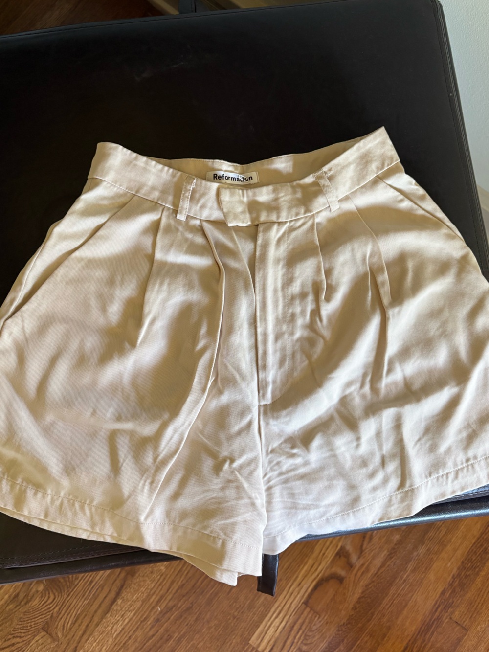 Linen shorts